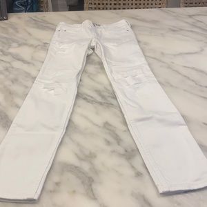 Abercrombie NWOT white skinny jeans 9/10